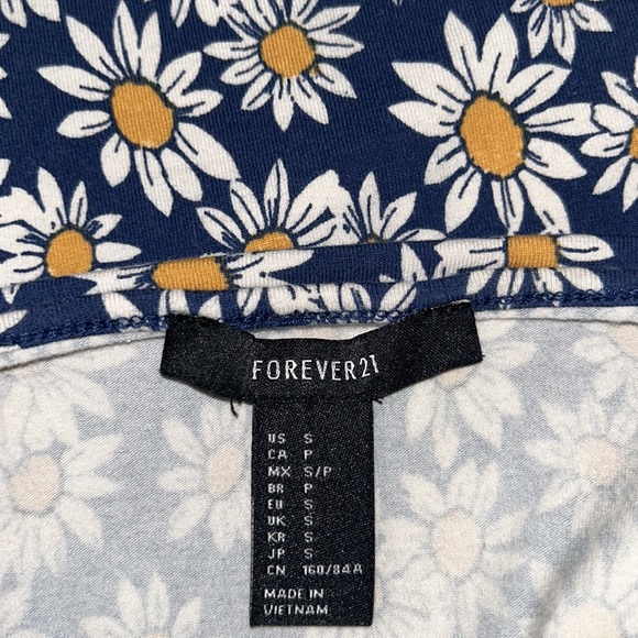 Forever 21 floral halter top dress - Picture 3 of 3